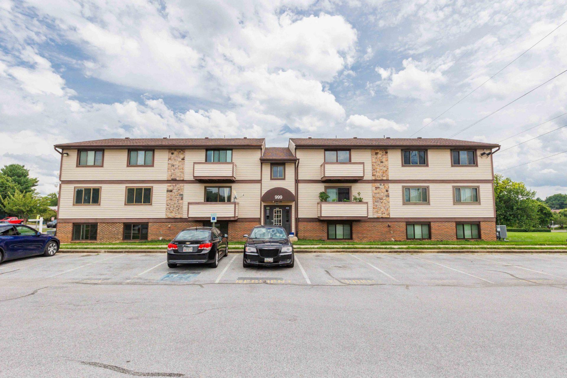 999 A HEATHER RIDGE DRIVE , FREDERICK, MD 21702