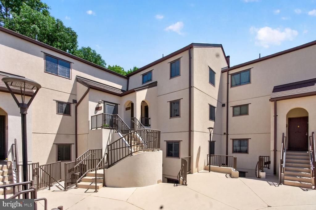 8923 BATTERY PLACE, BETHESDA, MD 20814