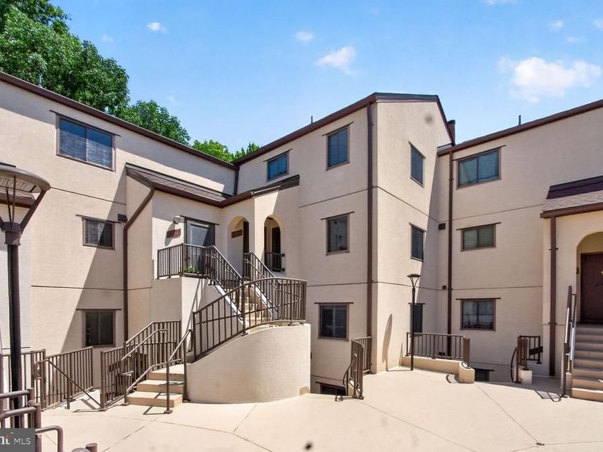 8923 Battery Place, Unit 24, Bethesda, MD 20814 Main Photo