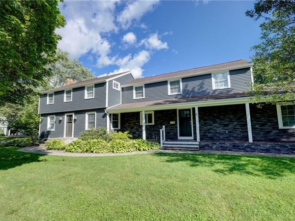 10 Hunters Lane , Rochester, NY 14618