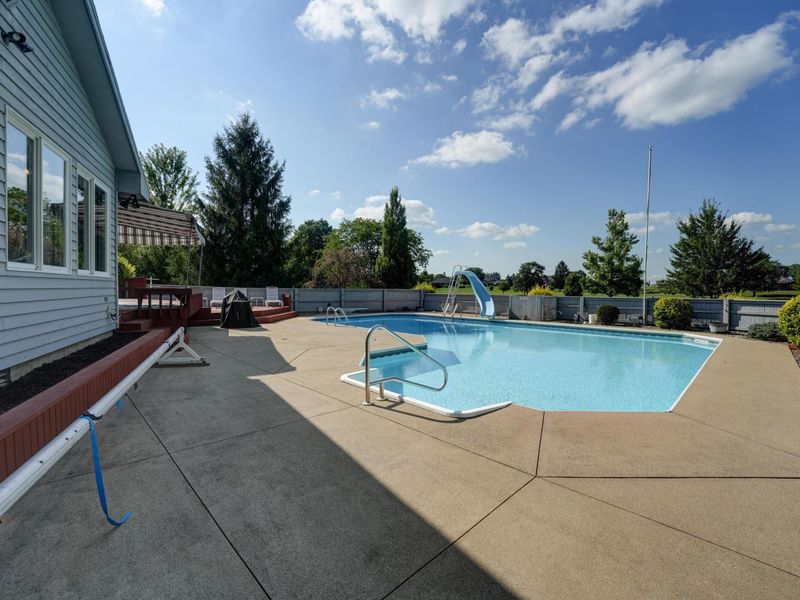 6468 Country Club Drive, Greenville, OH 45331 Photo 12