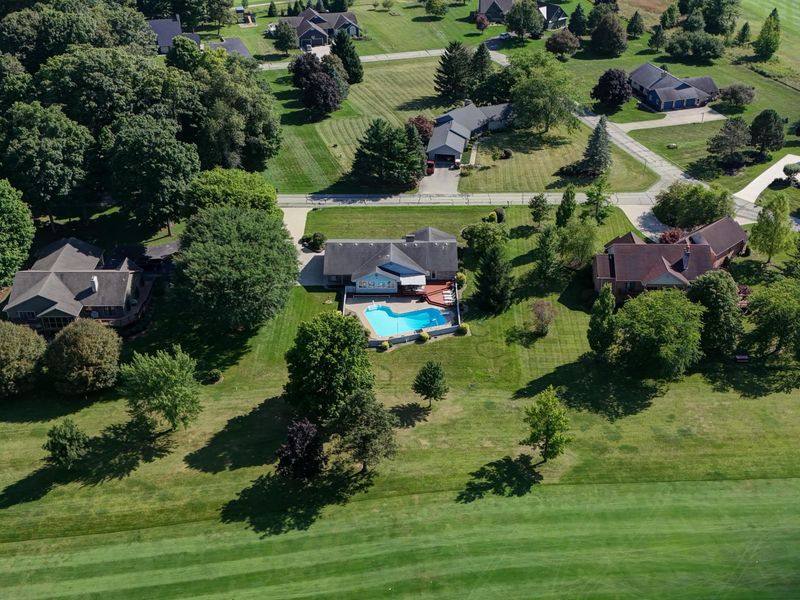 6468 Country Club Drive, Greenville, OH 45331 Photo 9