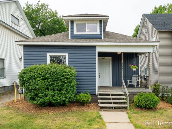 1749 Jefferson Avenue SE, Grand Rapids, MI 49507