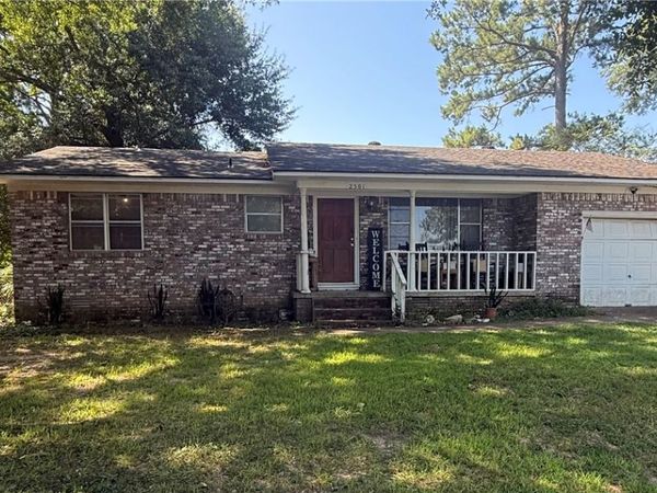 2501 W 2nd Street , Russellville, AR 72801
