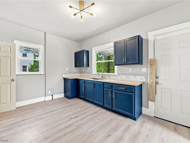 675 E 115, Cleveland, OH 44108 Photo 15