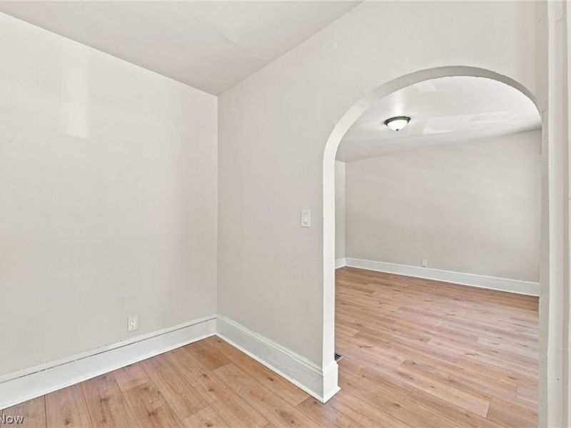 675 E 115, Cleveland, OH 44108 Photo 23