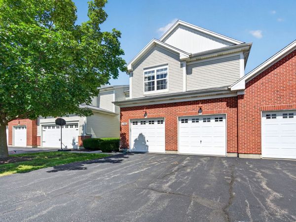 199 Dorset Avenue , Oswego, IL 60543