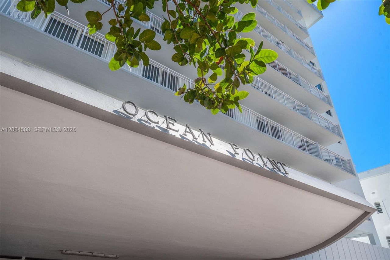 345 Ocean Dr , Unit 610, Miami Beach, FL 33139 Photo