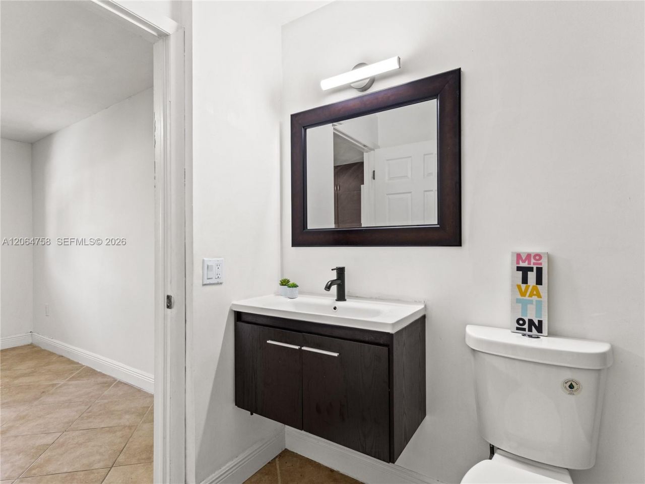 560 NW 82nd Pl, Unit 306, Miami, FL 33126 Photo