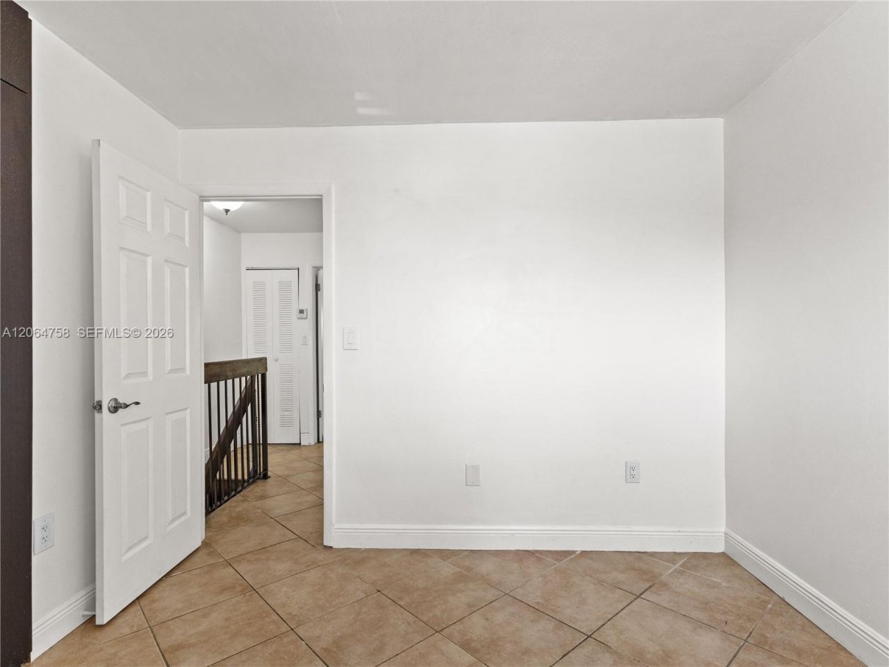 560 NW 82nd Pl, Unit 306, Miami, FL 33126 Photo