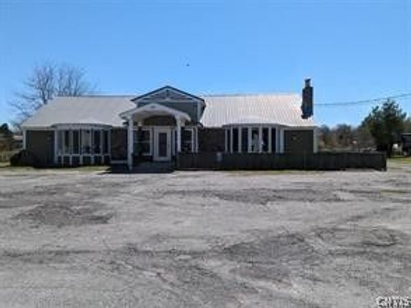 380 S Railroad Street , Parish, NY 13131