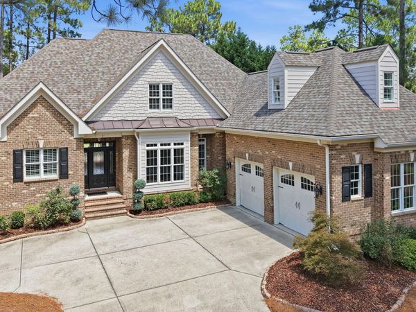 2 Augusta Drive, Southern Pines, NC 28387