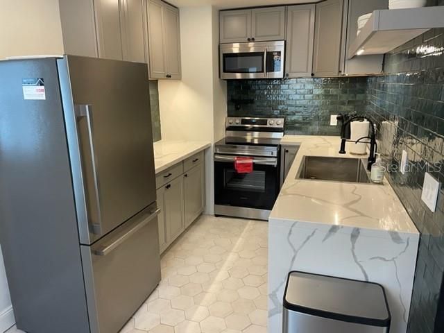 3646 6th Avenue N, Saint Petersburg, FL 33713 Photo