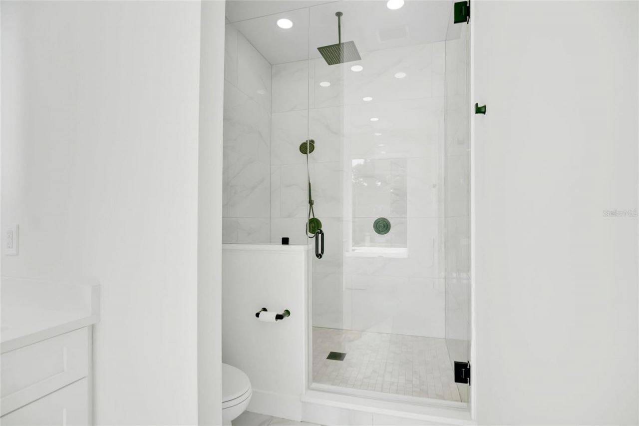 1305 Belmont Drive, Orlando, FL 32806 Photo