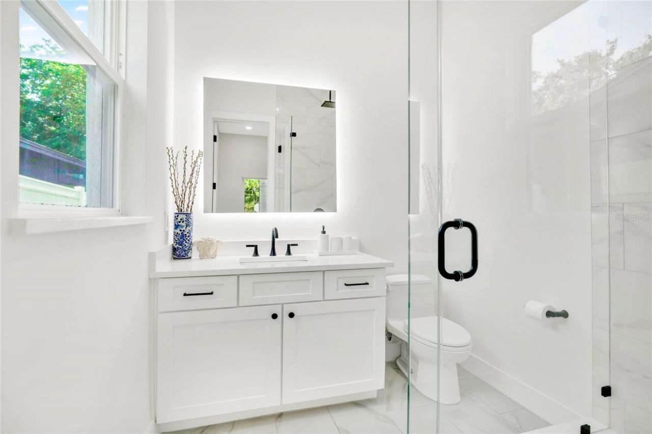 1305 Belmont Drive, Orlando, FL 32806 Photo