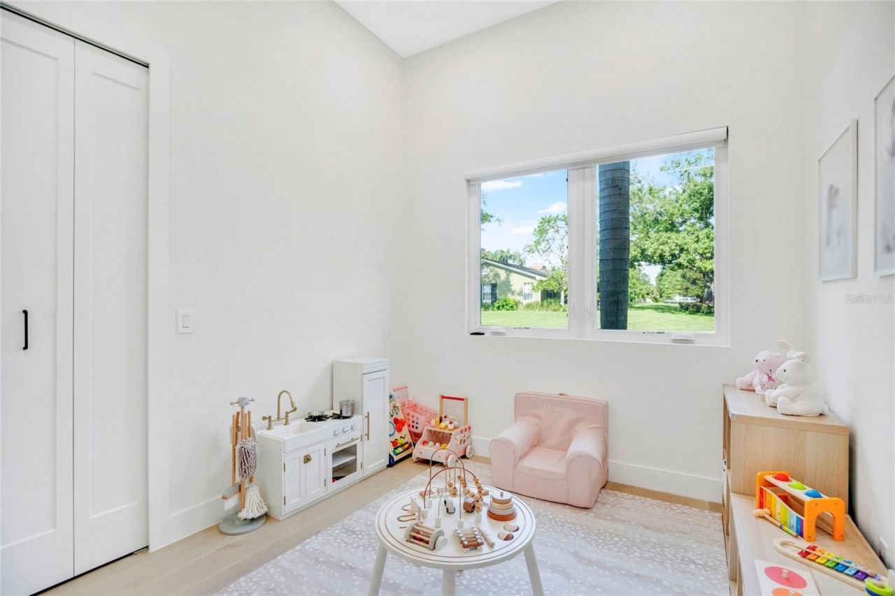 1305 Belmont Drive, Orlando, FL 32806 Photo