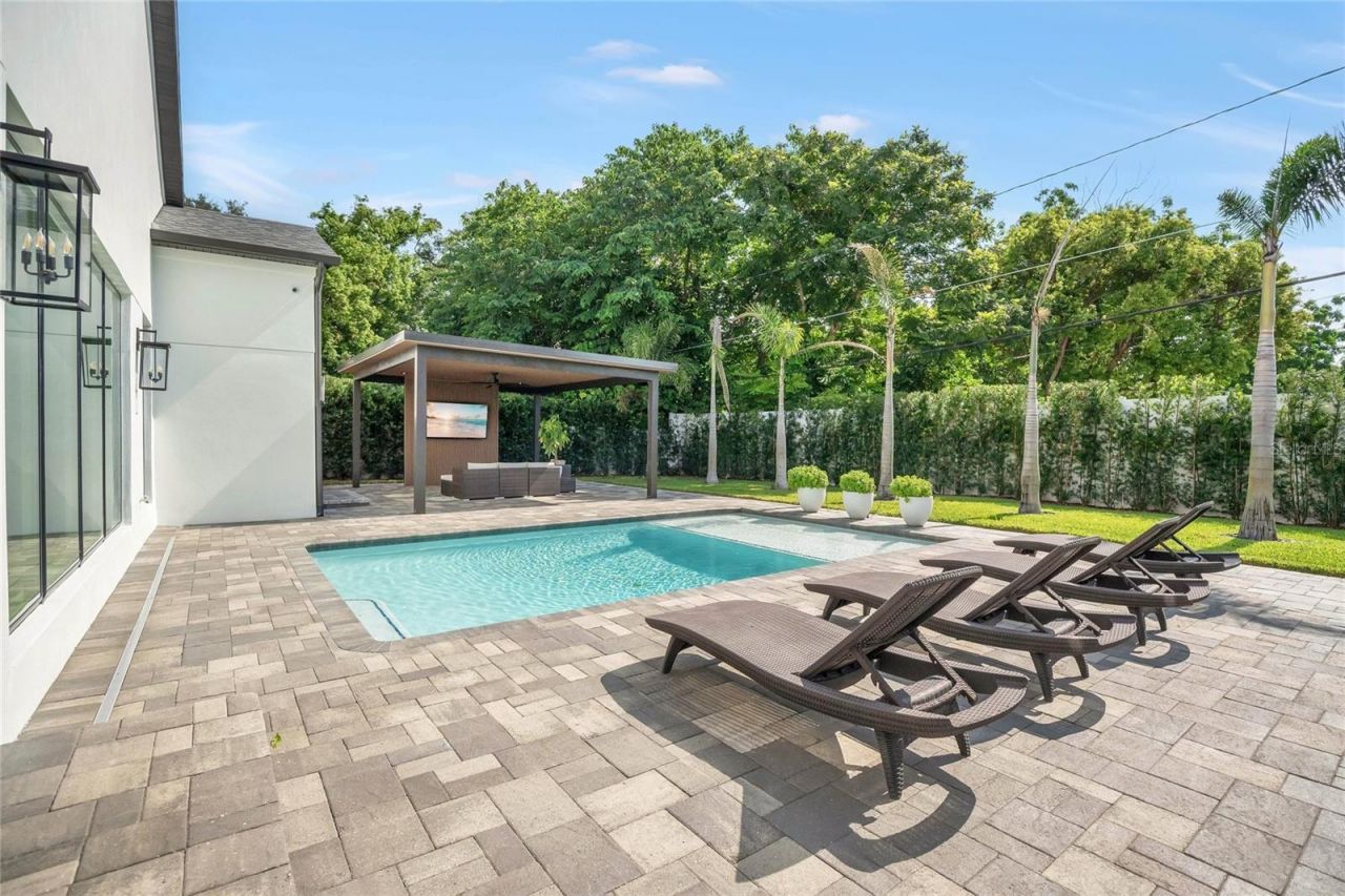 1305 Belmont Drive, Orlando, FL 32806 Photo