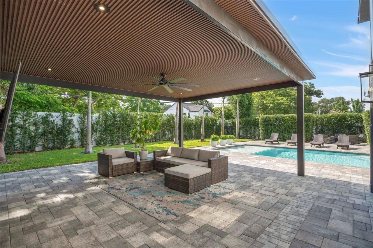 1305 Belmont Drive, Orlando, FL 32806 Photo