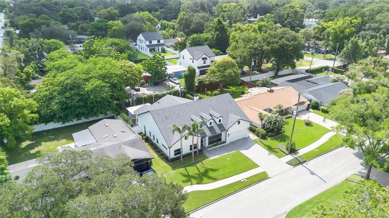 1305 Belmont Drive, Orlando, FL 32806 Photo