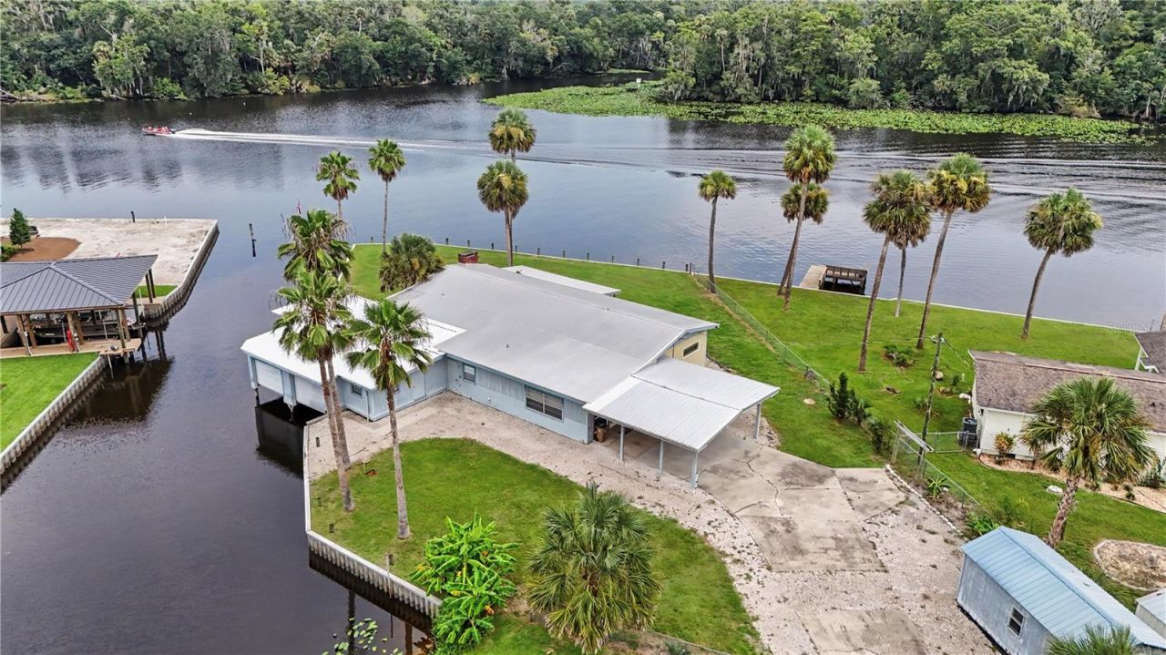 56440 Water Oak Road, Astor, FL 32102 Photo