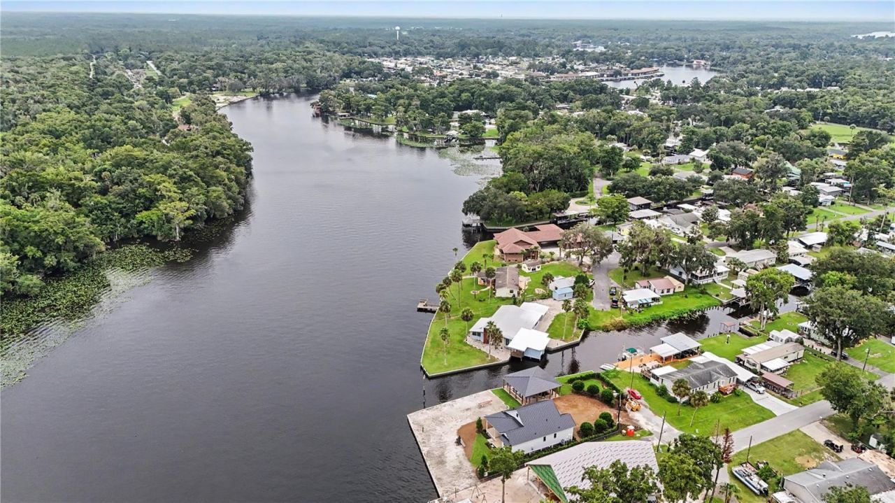 56440 Water Oak Road, Astor, FL 32102 Photo