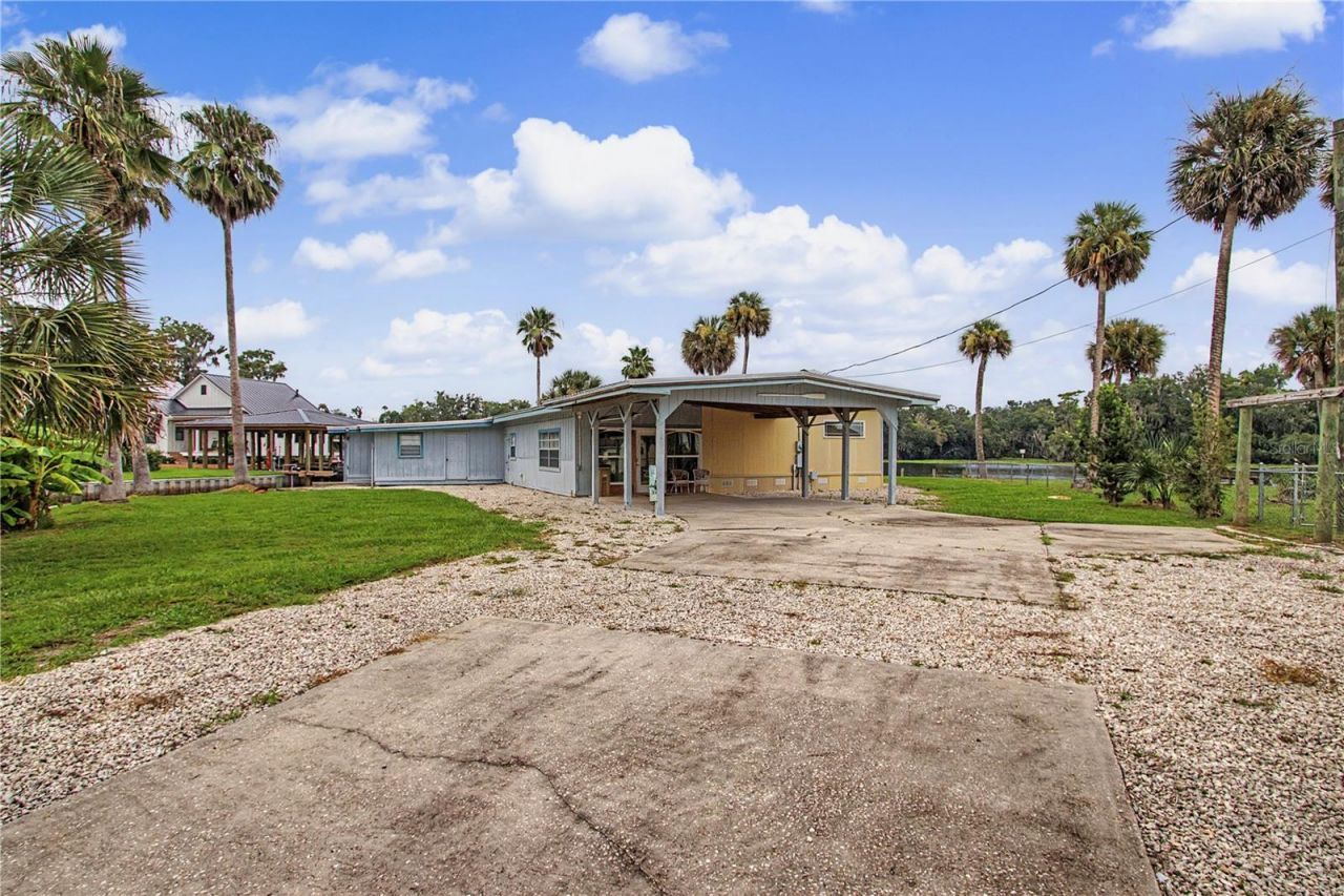56440 Water Oak Road, Astor, FL 32102 Photo