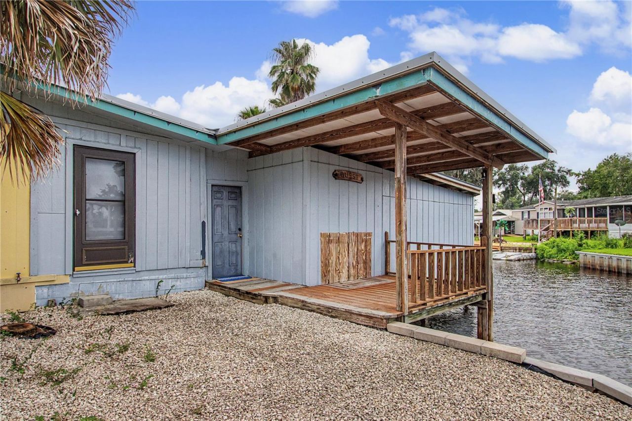 56440 Water Oak Road, Astor, FL 32102 Photo