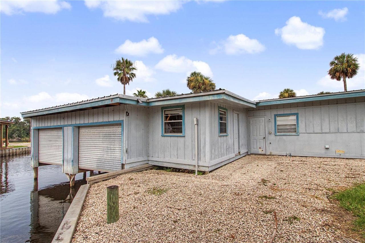 56440 Water Oak Road, Astor, FL 32102 Photo
