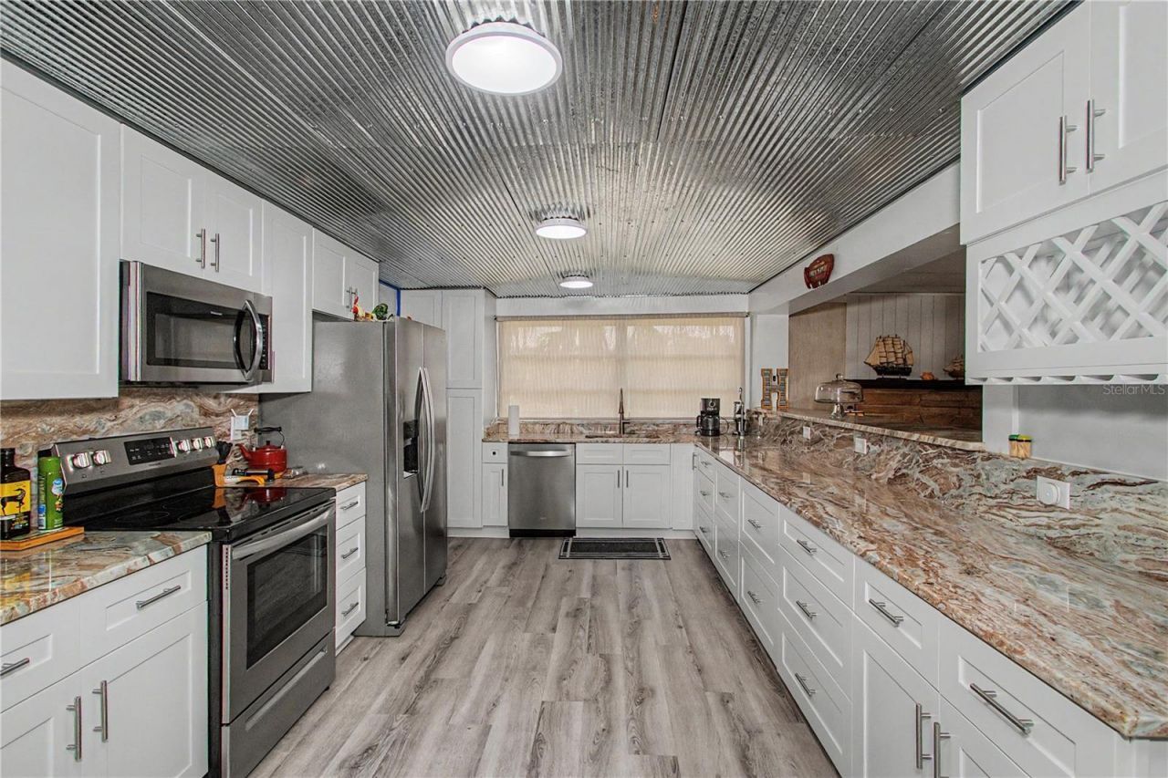 56440 Water Oak Road, Astor, FL 32102 Photo