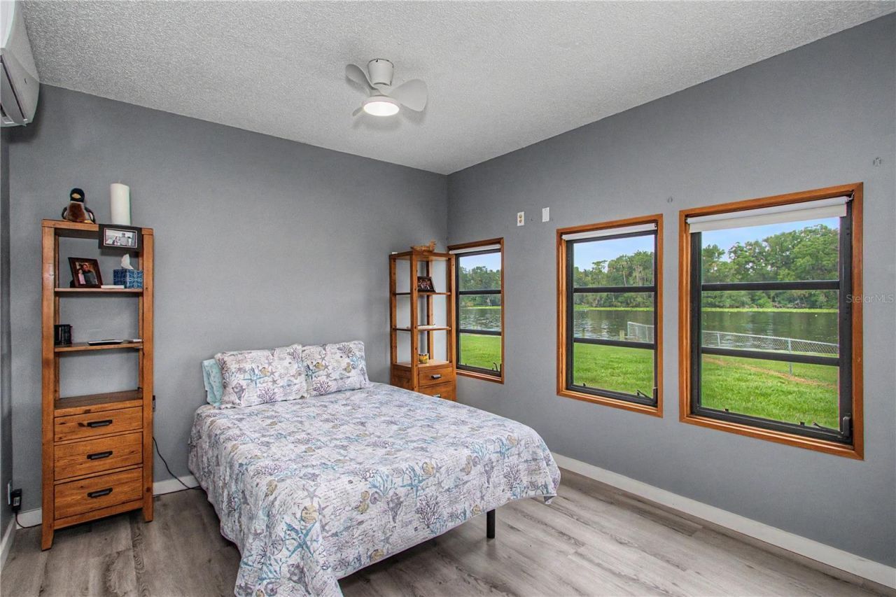 56440 Water Oak Road, Astor, FL 32102 Photo