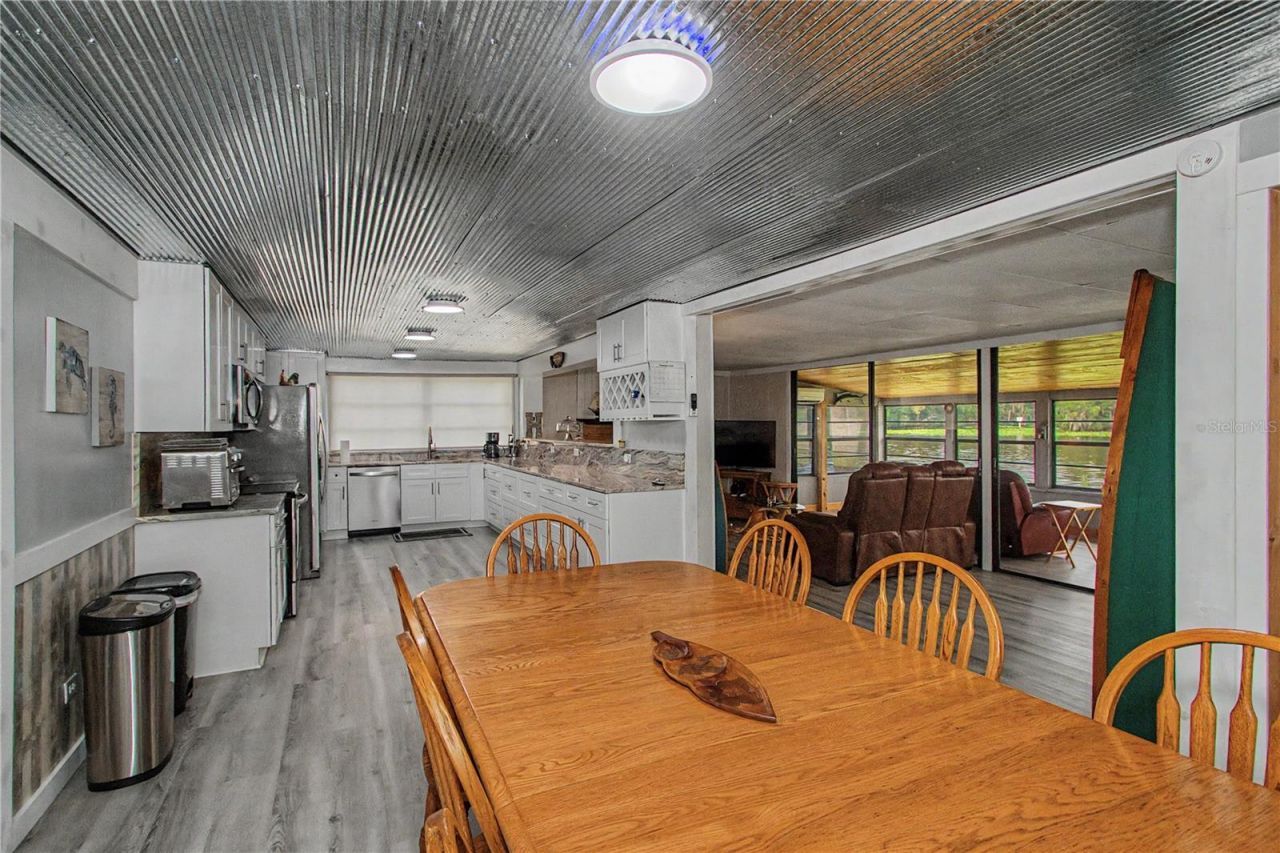 56440 Water Oak Road, Astor, FL 32102 Photo