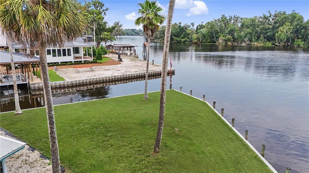 56440 Water Oak Road, Astor, FL 32102 Photo