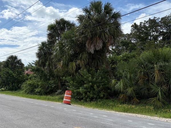 18383 BURKHOLDER CIRCLE , PORT CHARLOTTE, FL 33948