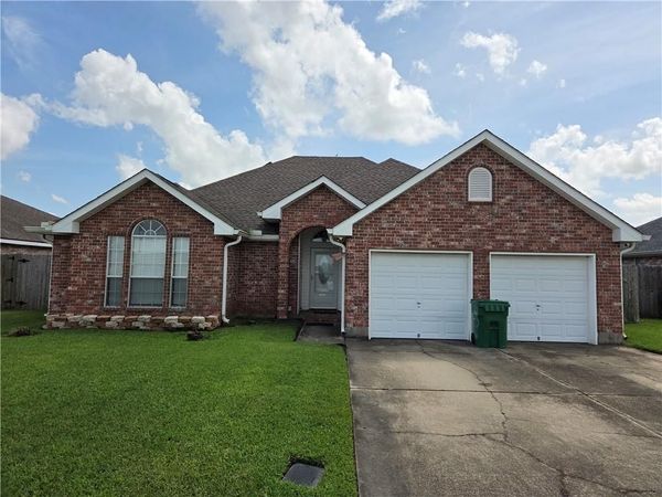 153 TAMMY Drive, LaPlace, LA 70068