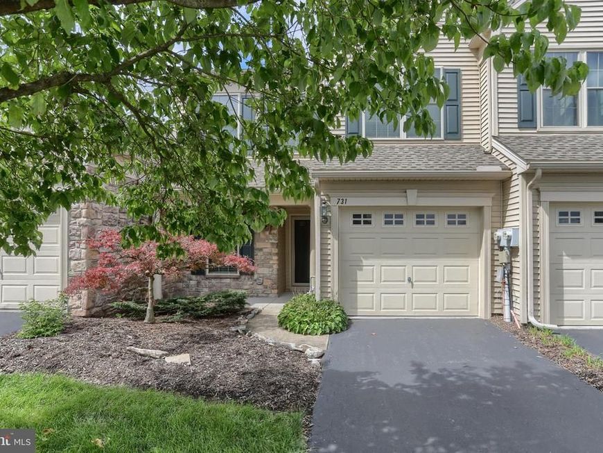 731 Creekside Drive, Hummelstown, PA 17036 Main Photo