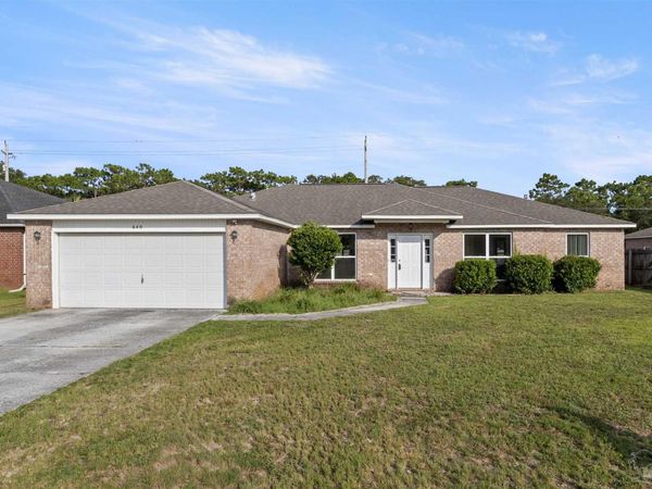 640 Buoy Dr, Pensacola, FL 32507
