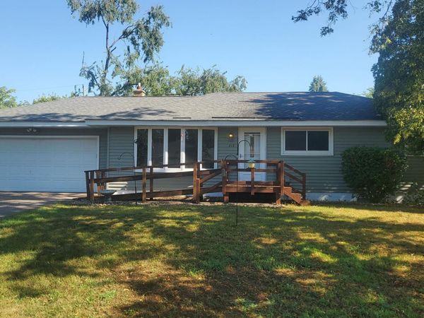 217 Dawn Avenue , Shoreview, MN 55126