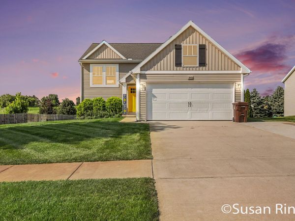 282 Vansen Drive, Kent City, MI 49330