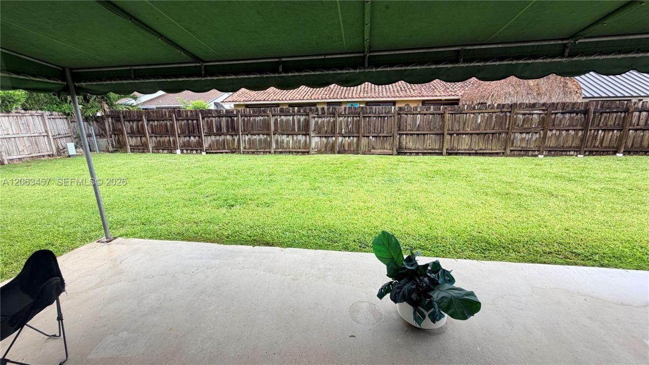 13325 SW 100th Ter, Miami, FL 33186 Photo