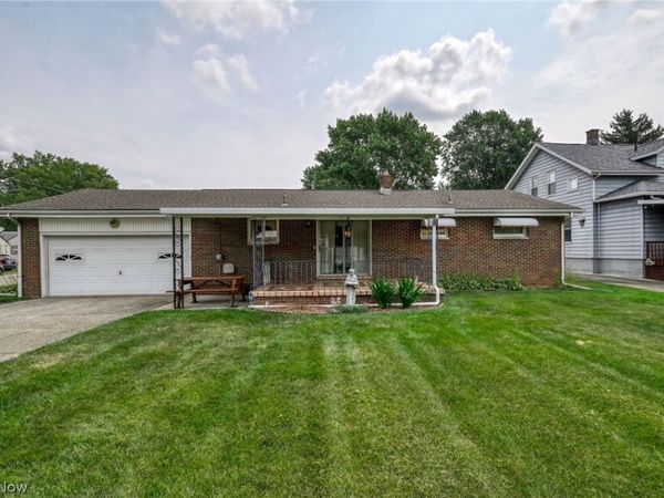 1931 Taft Avenue NE, Canton, OH 44705