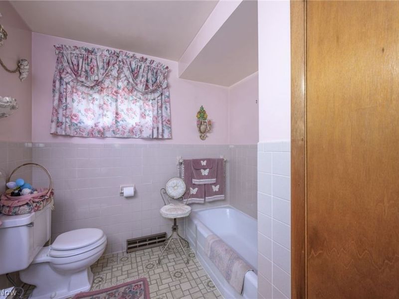 1931 Taft Avenue NE, Canton, OH 44705 Photo 11