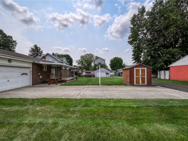 1931 Taft Avenue NE, Canton, OH 44705 Photo 38