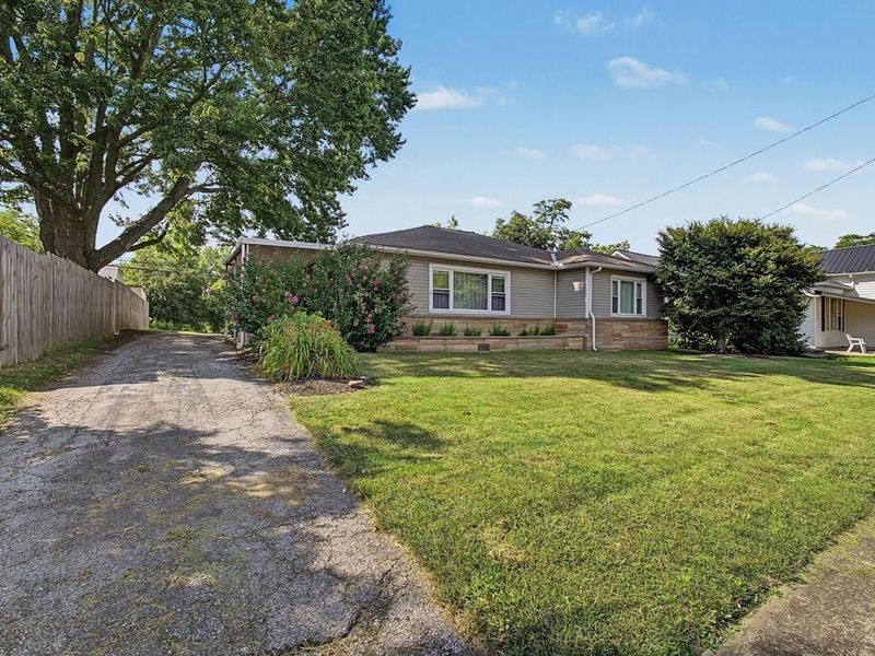 150 E Main Street , Centerburg, OH 43011 Photo 2