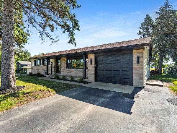 1858 East DRIVE, East Troy, WI 53120