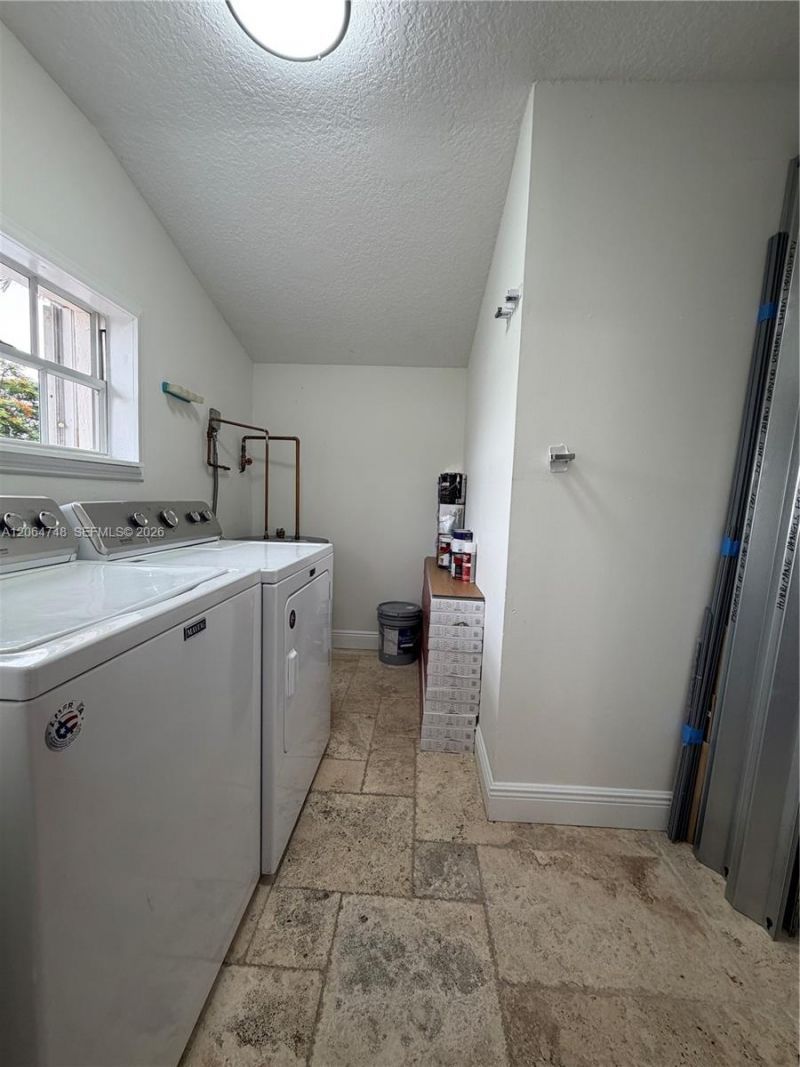 6746 SW 32nd Ter, Miami, FL 33155 Photo