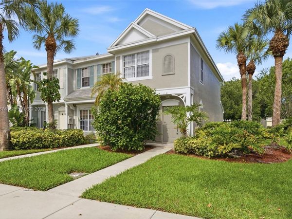 7939 Sanibel Dr , Tamarac, FL 33321