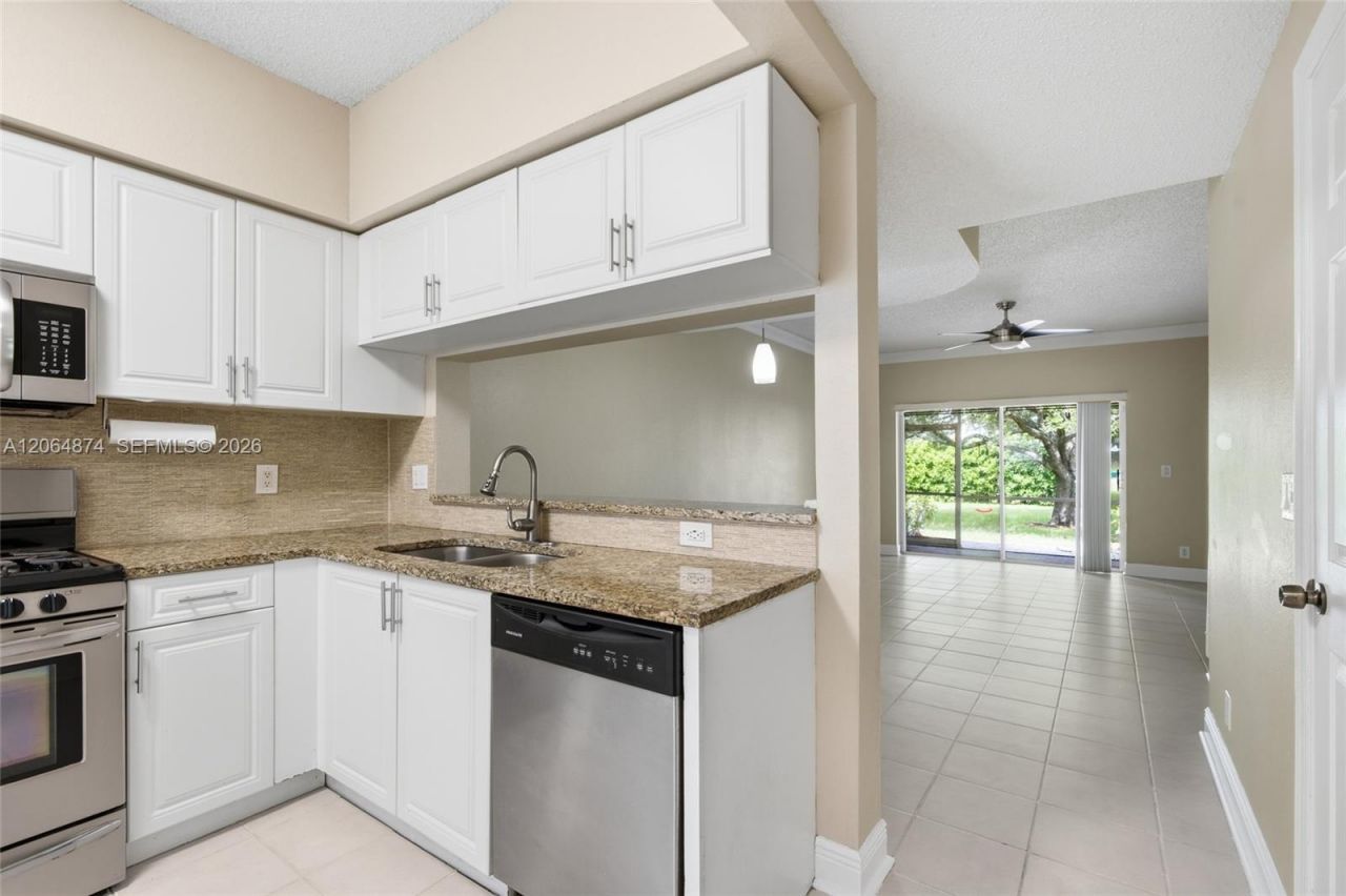 7939 Sanibel Dr , Tamarac, FL 33321 Photo
