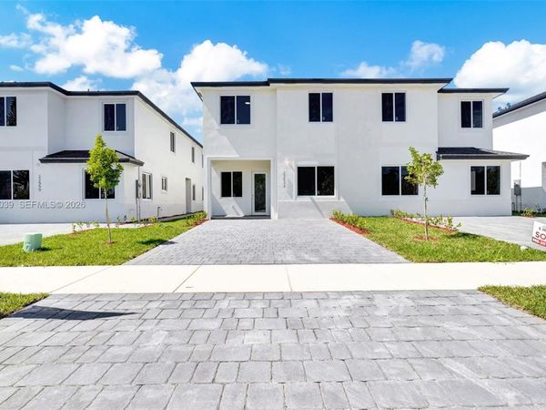22555 SW 125th Ave , Miami, FL 33170