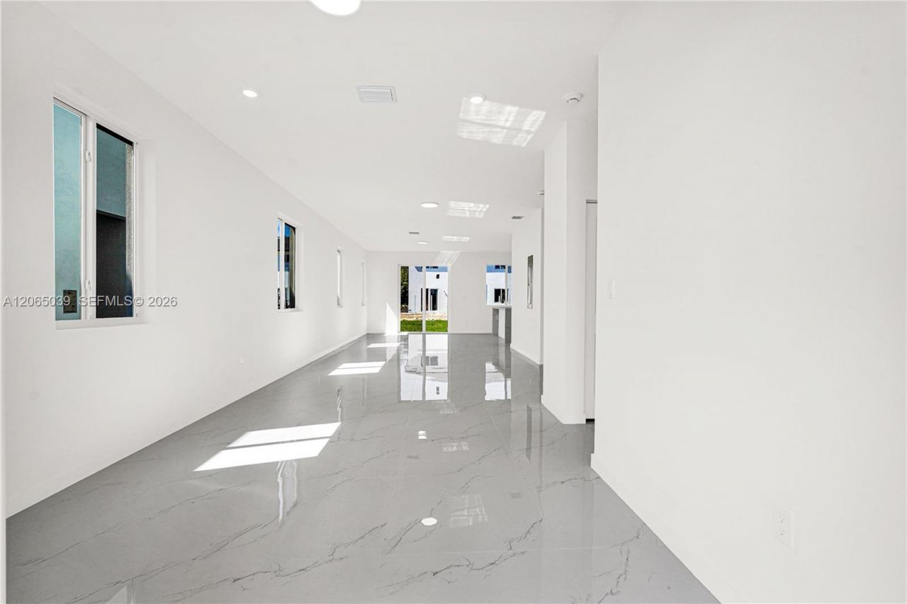 22555 SW 125th Ave, Miami, FL 33170 Photo