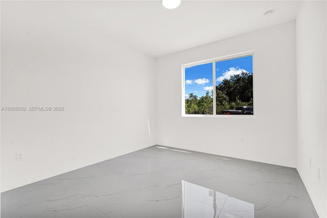 22555 SW 125th Ave, Miami, FL 33170 Photo